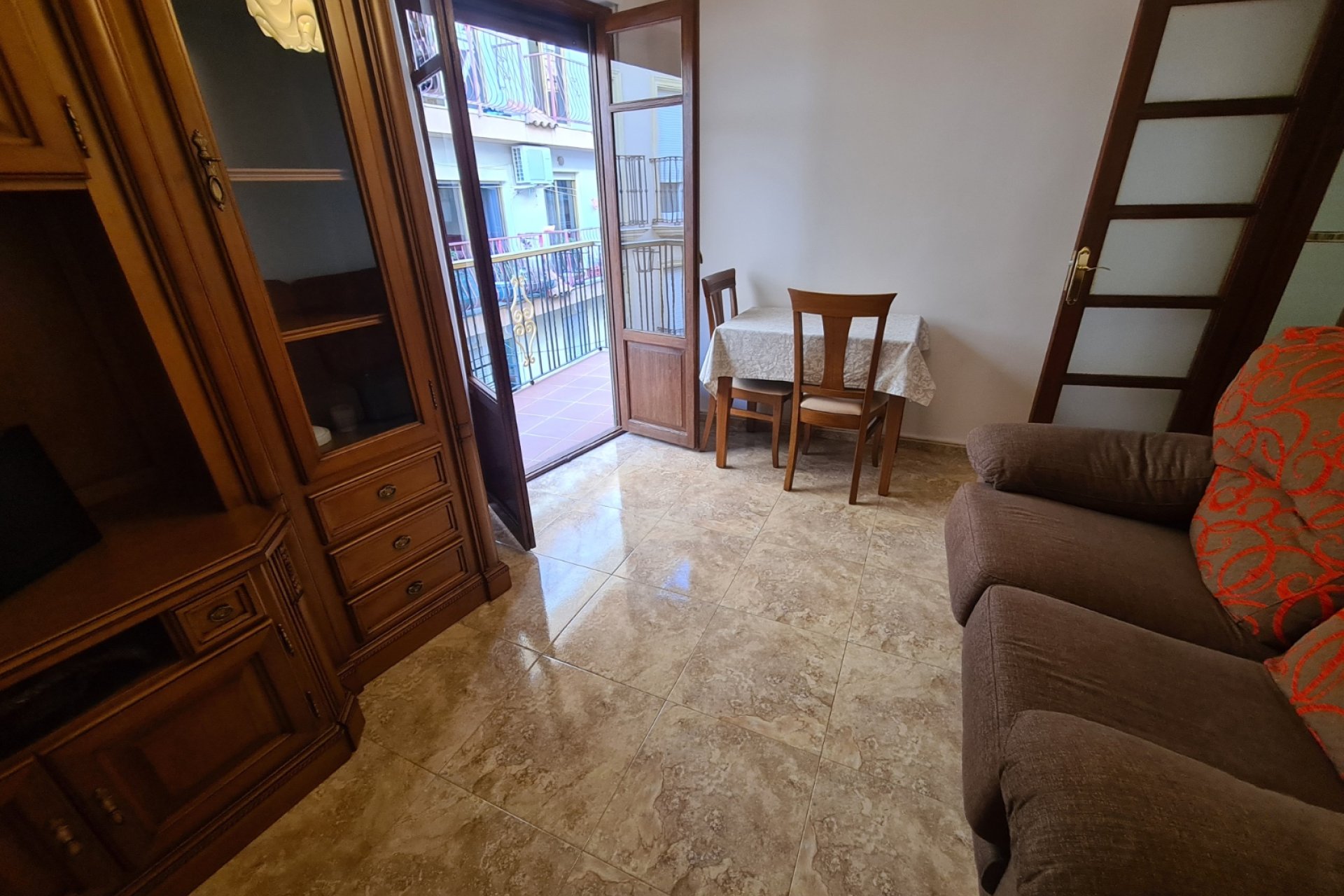 Resale - Commercial -
Benidorm - Levante