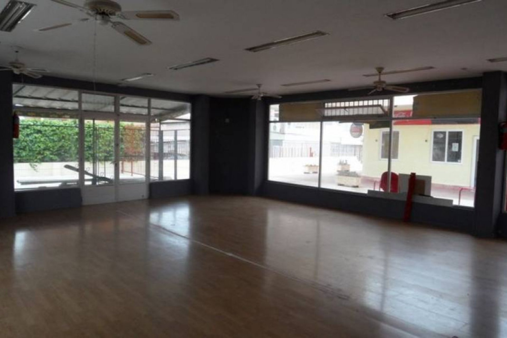 Resale - Commercial -
Benidorm - Levante