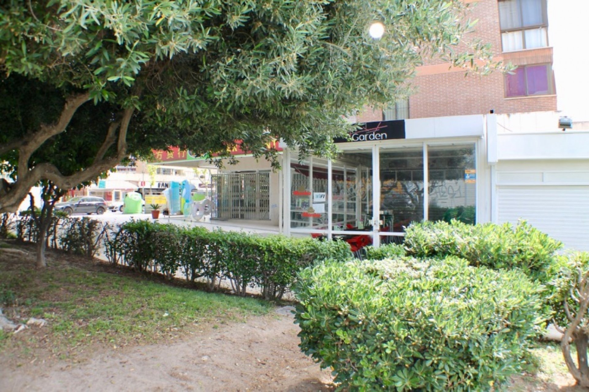 Resale - Commercial -
Benidorm - Levante