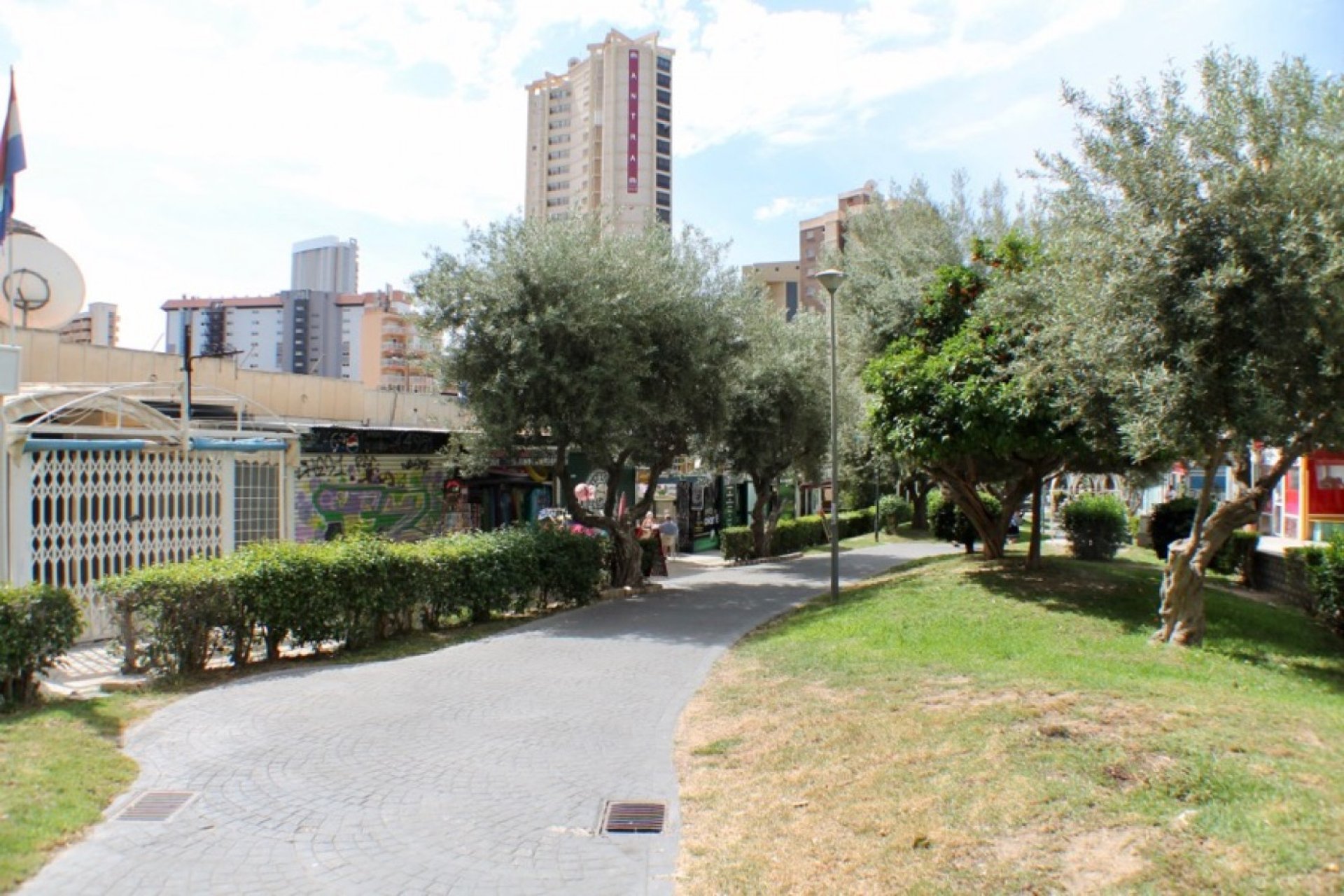 Resale - Commercial -
Benidorm - Levante