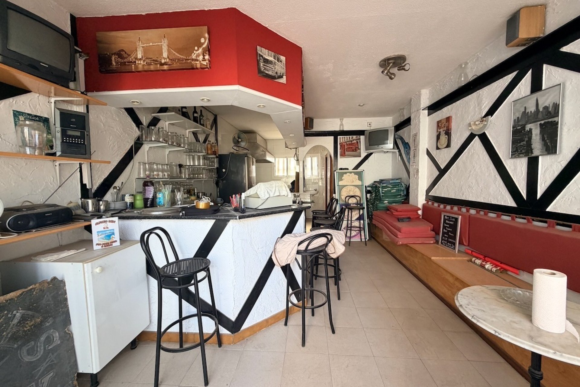 Resale - Commercial -
Benidorm - Levante