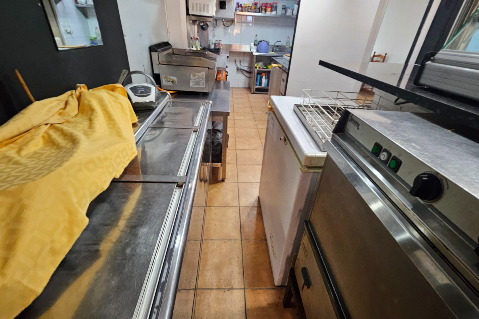 Resale - Commercial -
Benidorm - Old town / Port