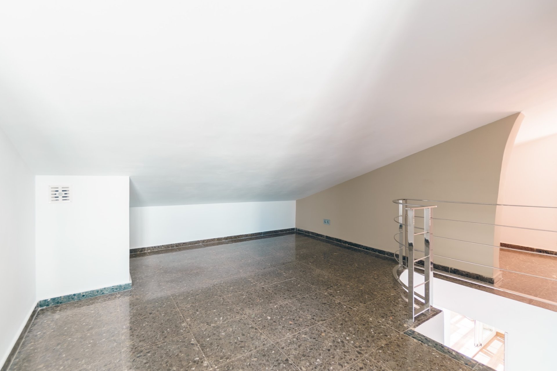 Resale - Penthouse -
Altea