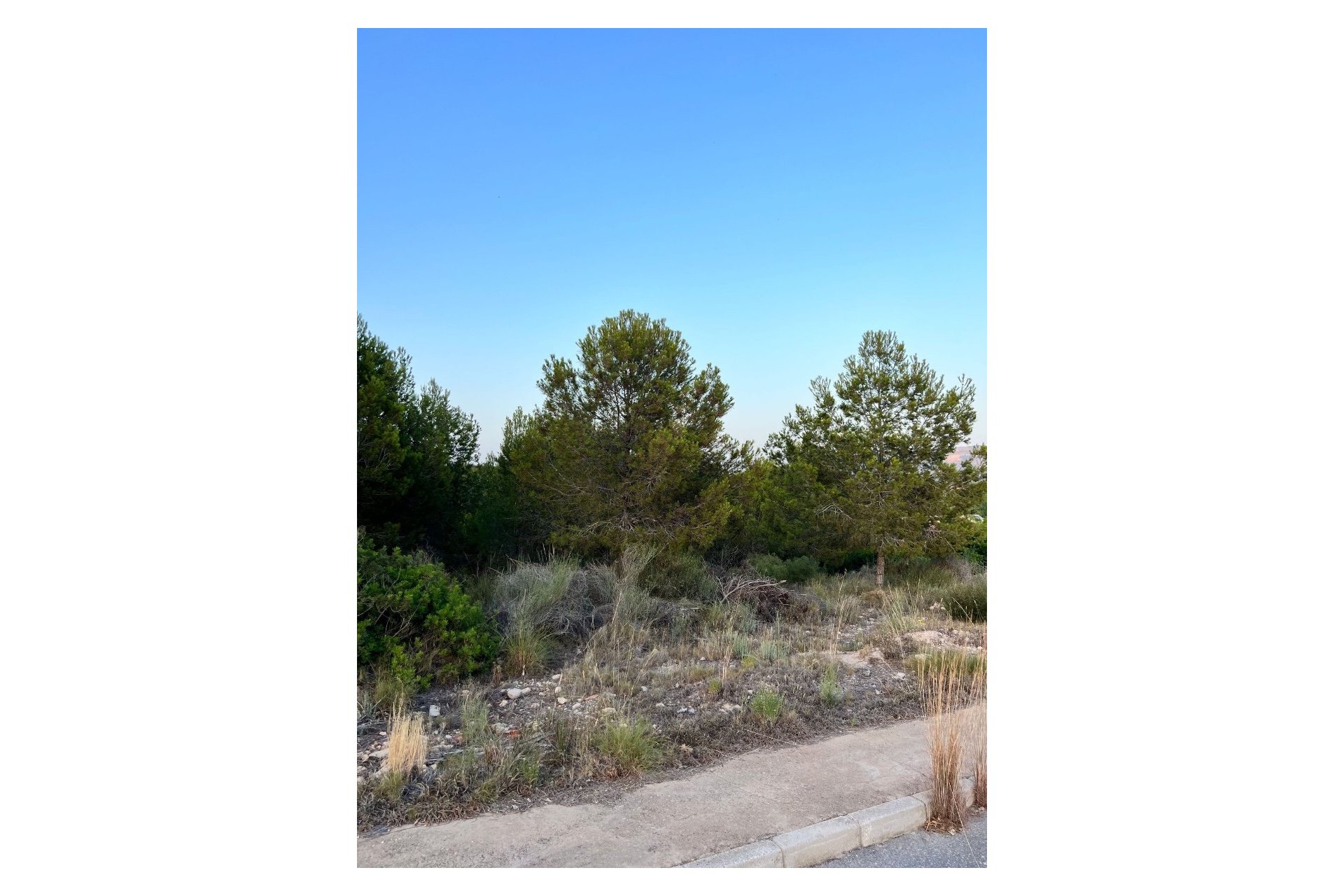 Resale - Plot / Land -
Benidorm - Zona de Poniente