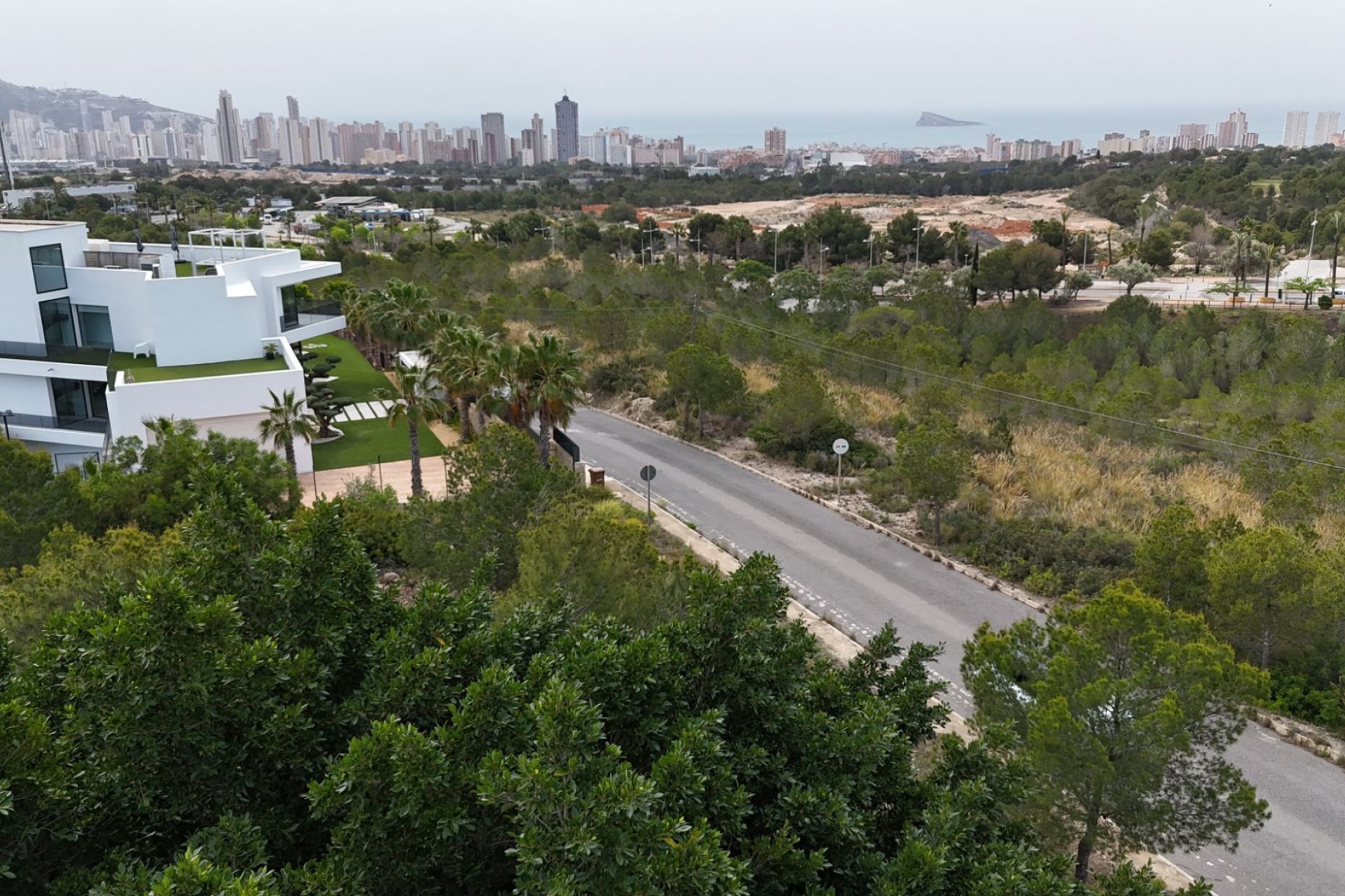 Resale - Plot / Land -
Benidorm - Zona de Poniente