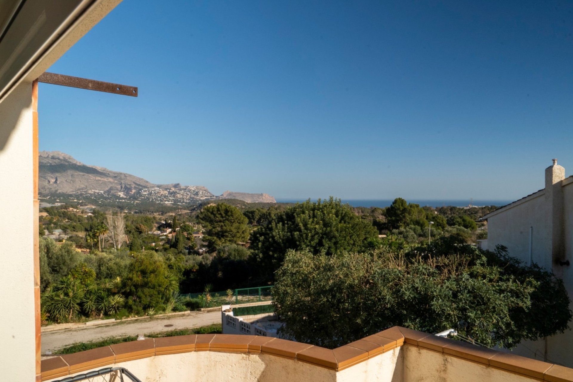 Resale - semi_detached_house -
Altea - El Tossal-Bello Horizonte