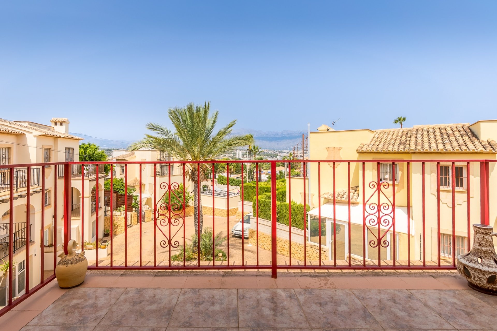 Resale - Townhouse -
Albir