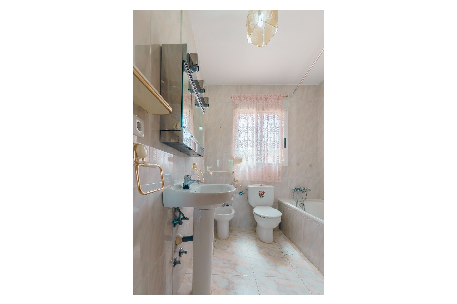 Resale - Townhouse -
Albir