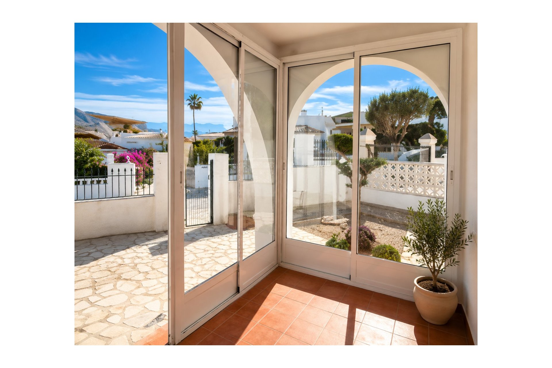 Resale - Townhouse -
Albir