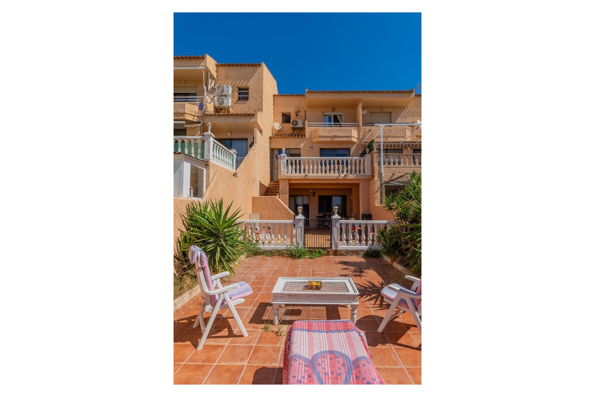 Resale - Townhouse -
Alfas del Pí