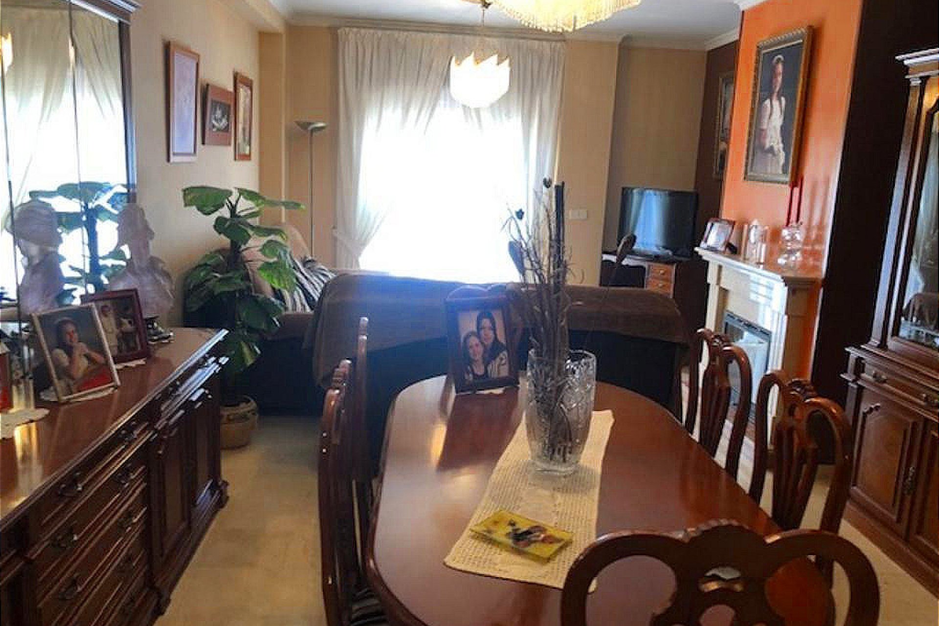 Resale - Townhouse / Semi -
La Nucía - Centro