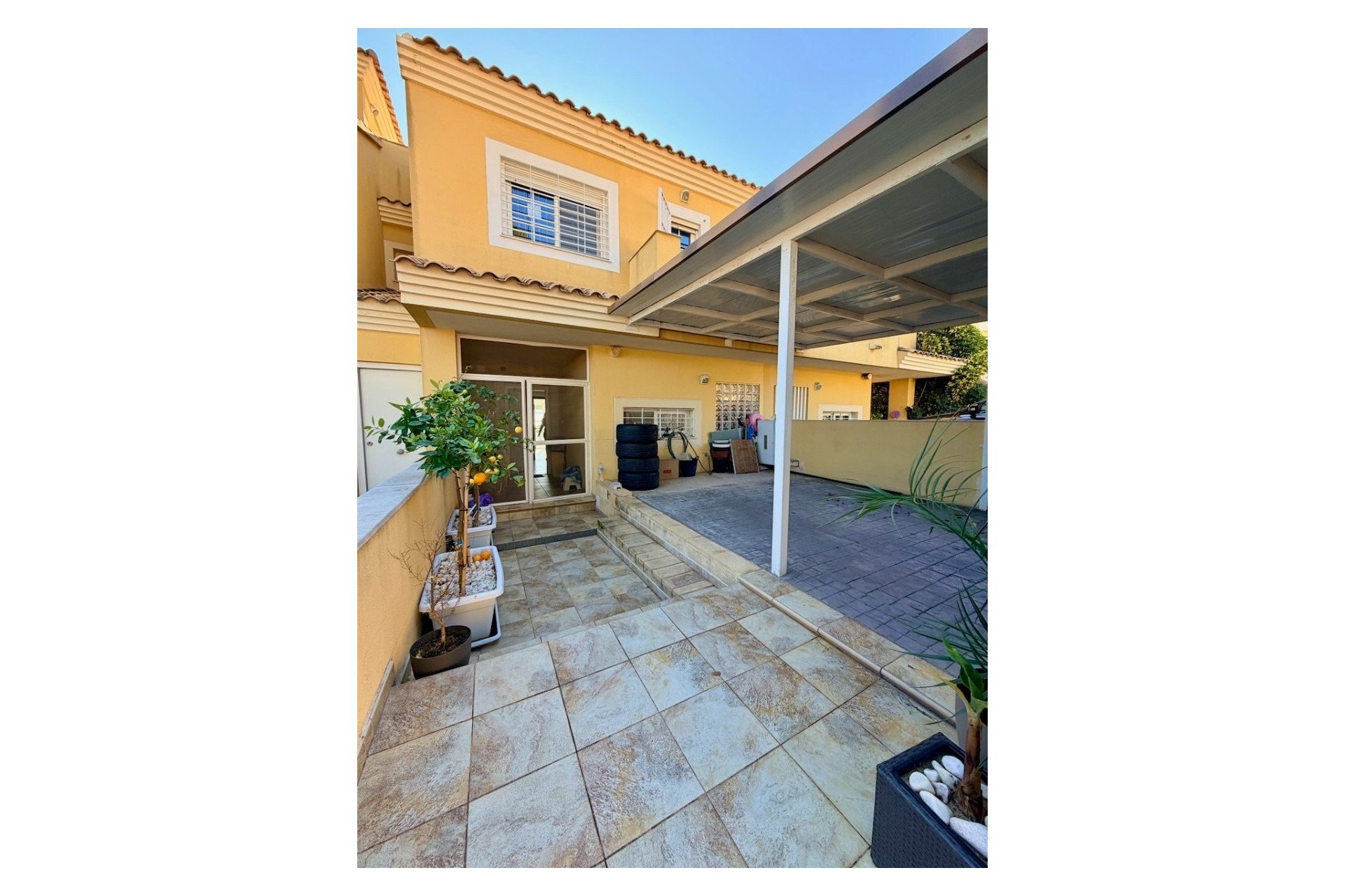 Resale - Townhouse / Semi -
La Nucía - Urbanisations