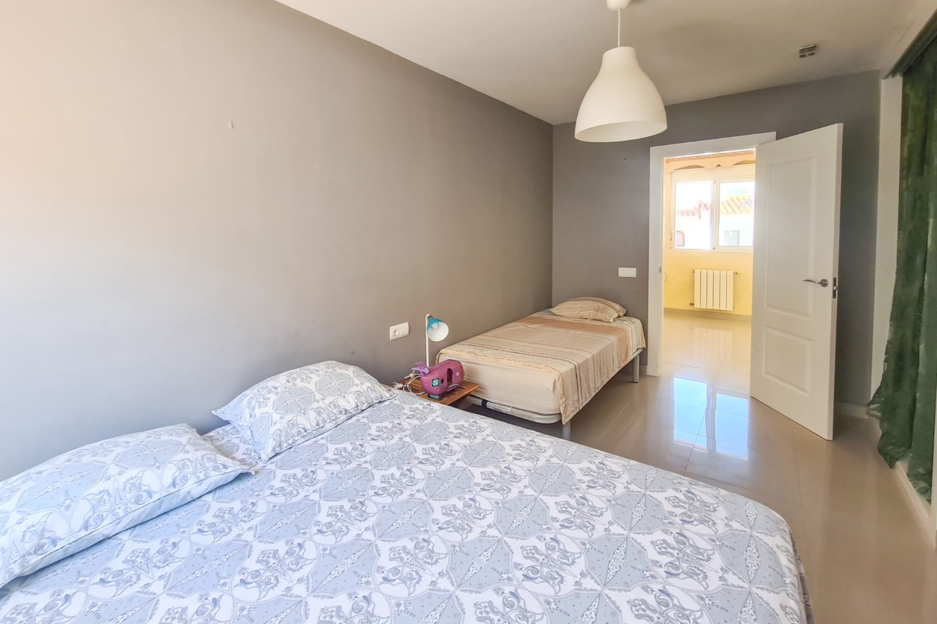 Resale - Villa -
Albir