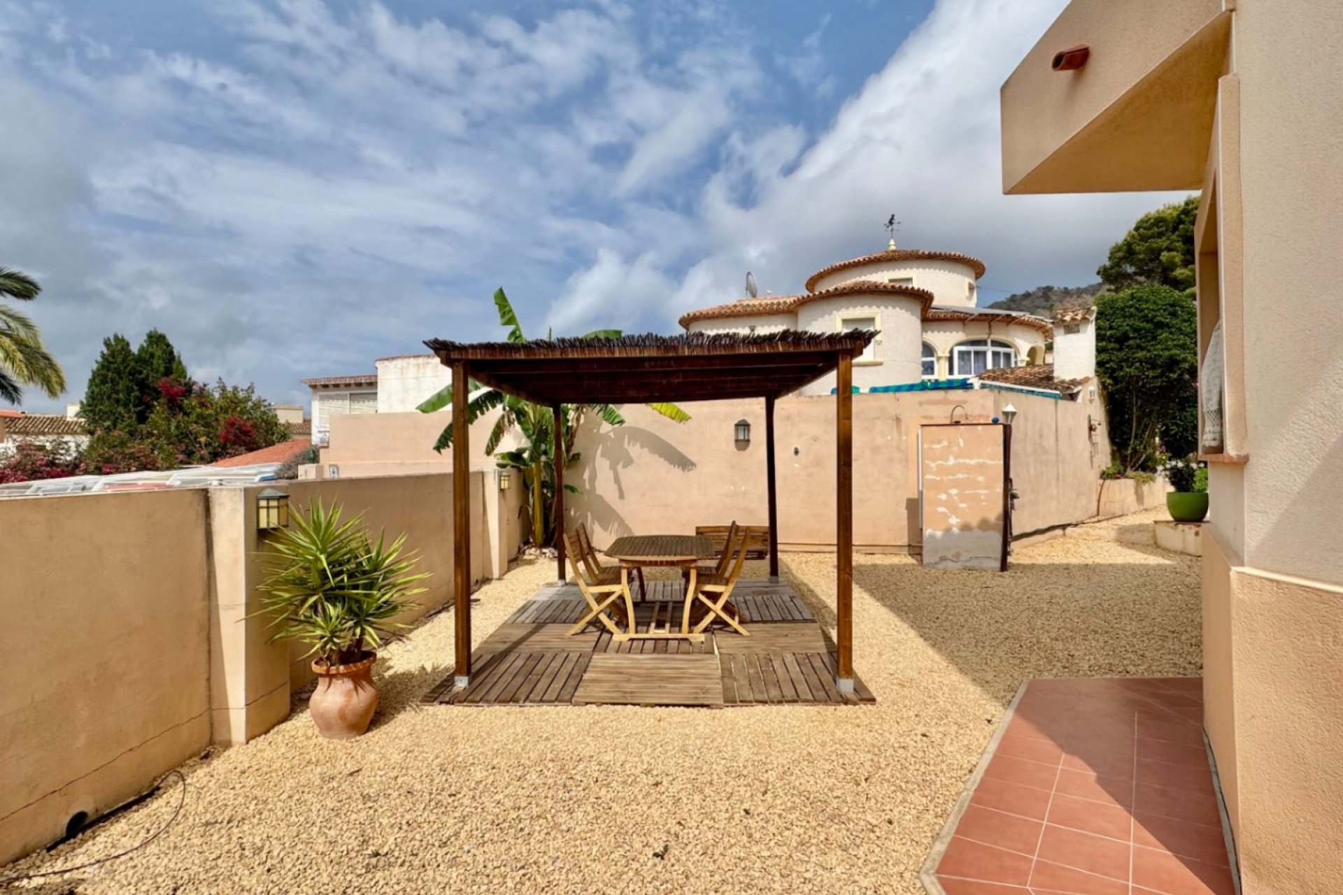 Resale - Villa -
Albir