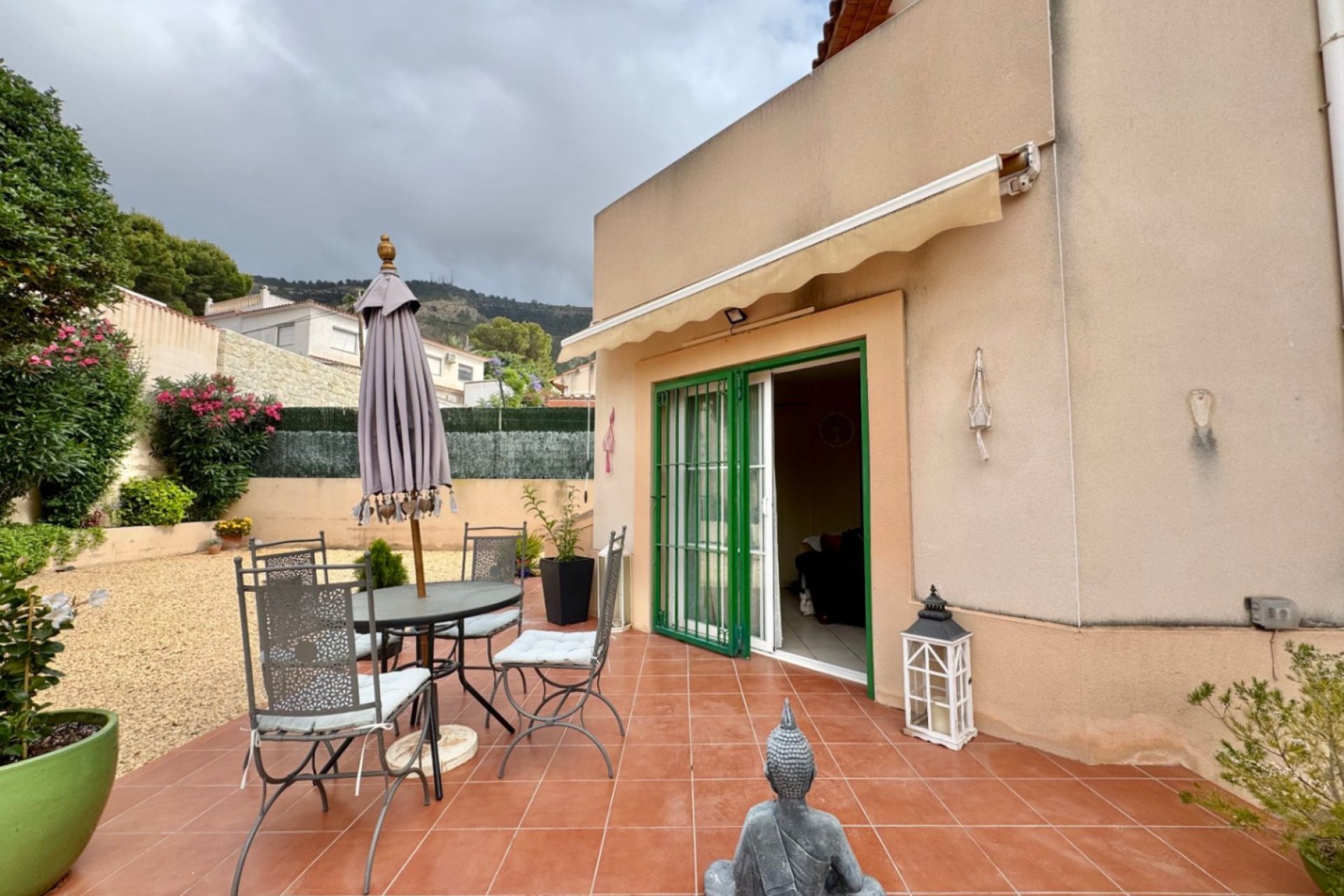 Resale - Villa -
Albir