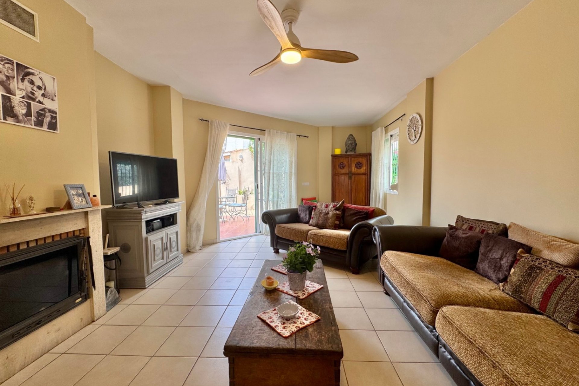 Resale - Villa -
Albir