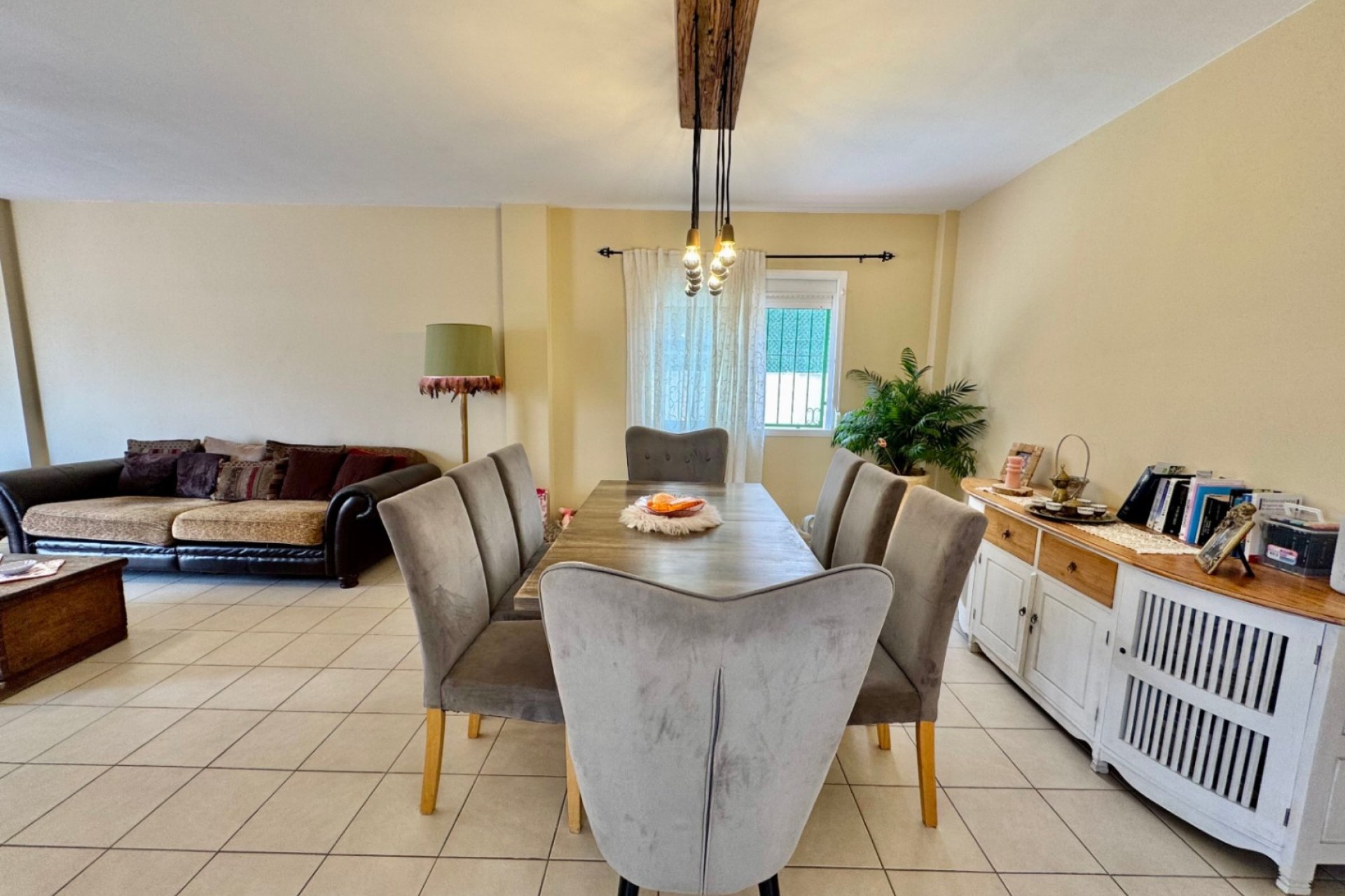 Resale - Villa -
Albir
