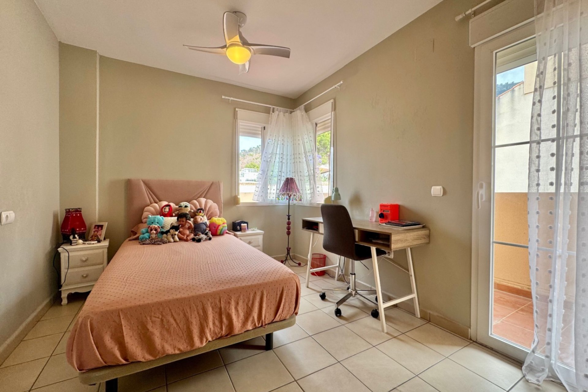 Resale - Villa -
Albir