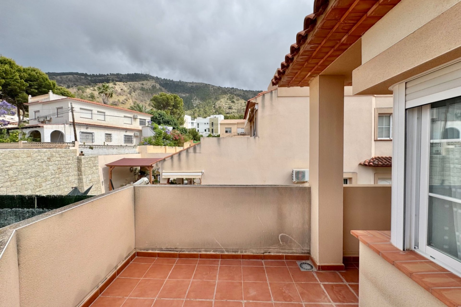 Resale - Villa -
Albir