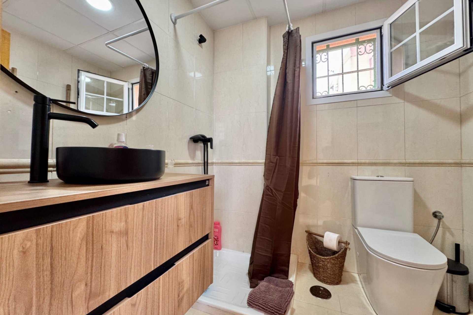 Resale - Villa -
Albir
