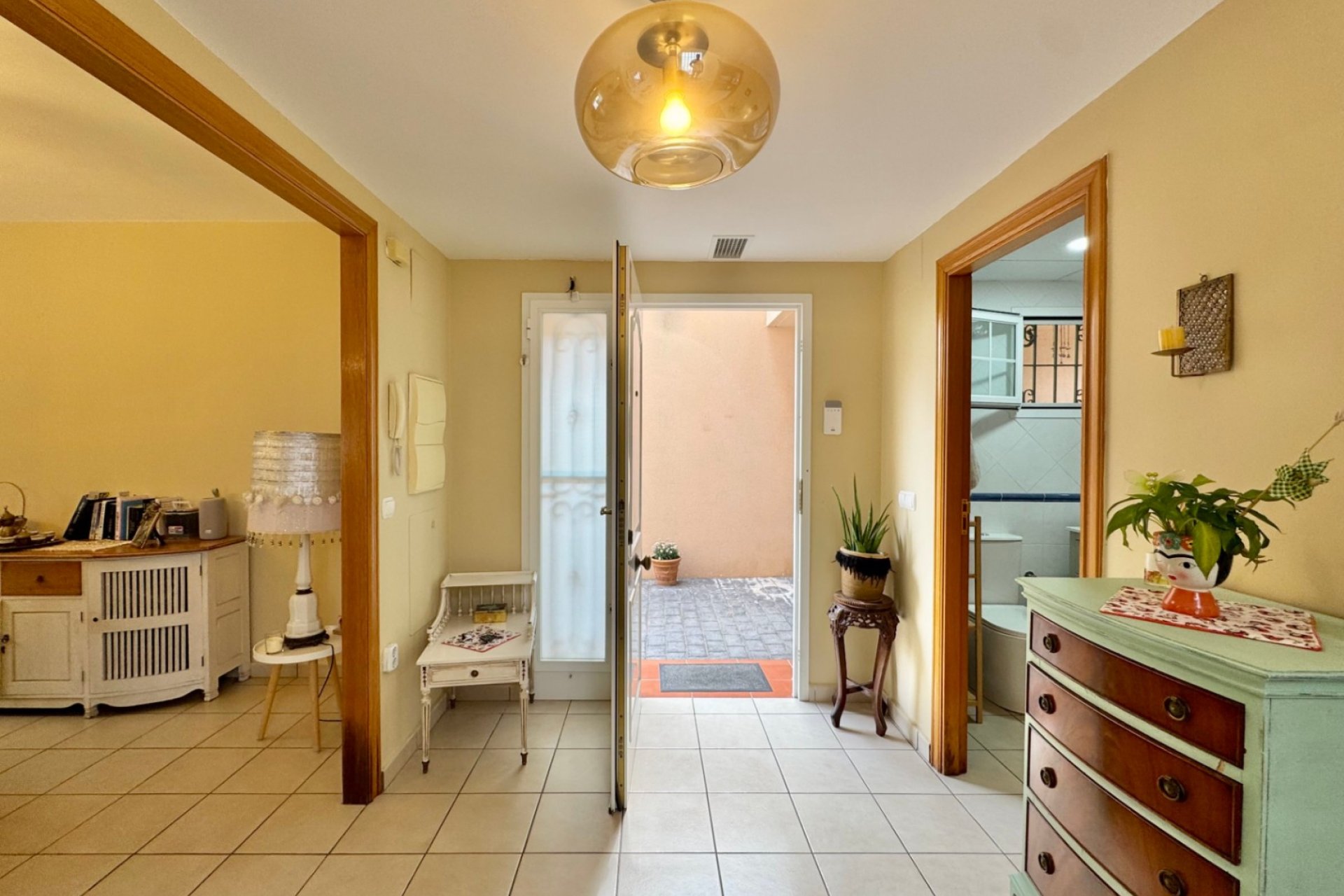 Resale - Villa -
Albir