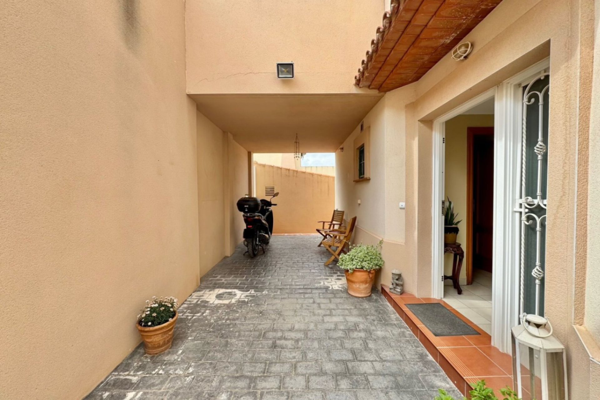 Resale - Villa -
Albir