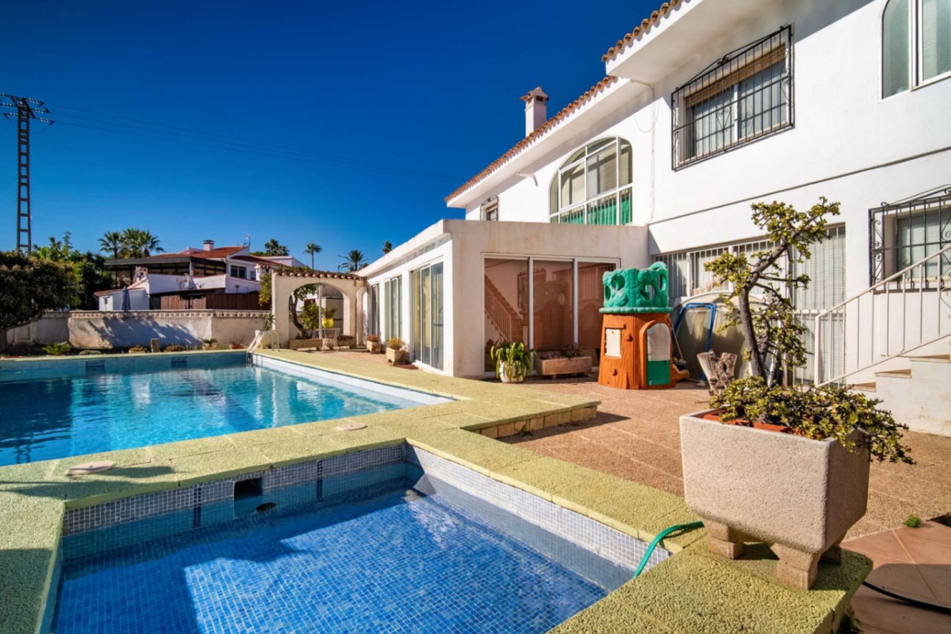 Resale - Villa -
Alfaz del Pi - Alfas del Pí