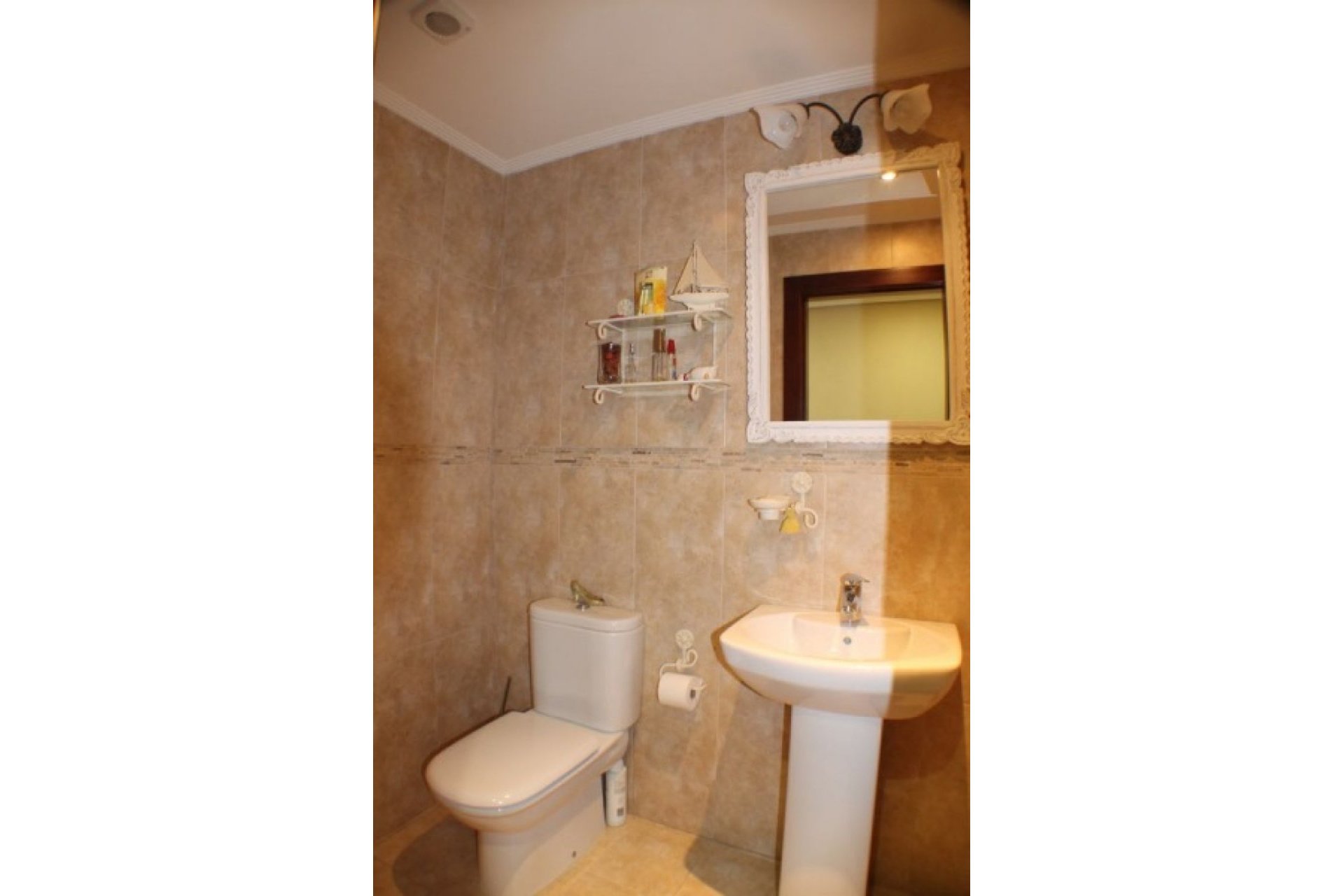 Resale - Villa -
Alfaz del Pi - Alfas del Pí