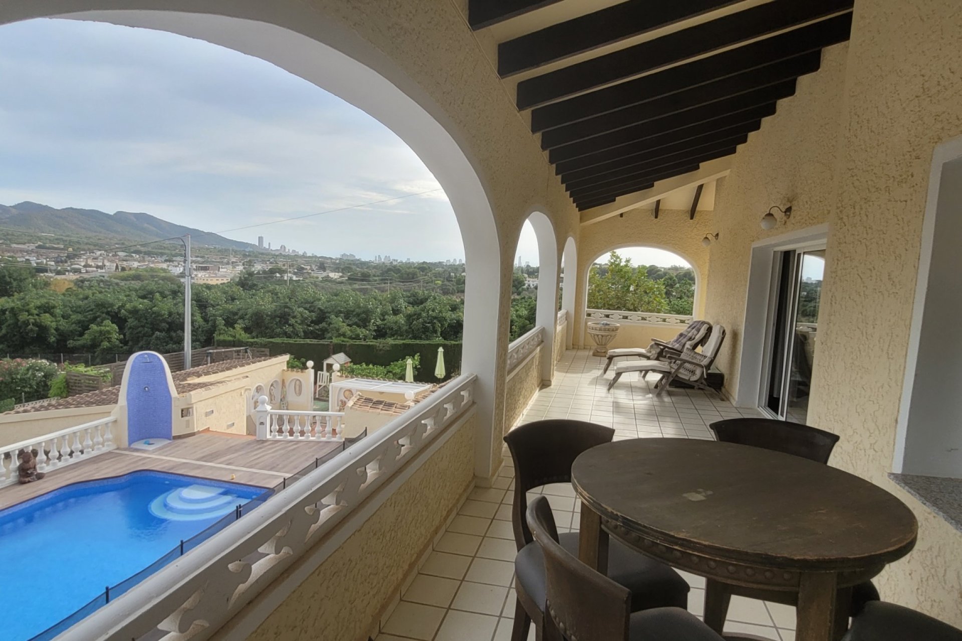 Resale - Villa -
Alfaz del Pi - Alfas del Pí