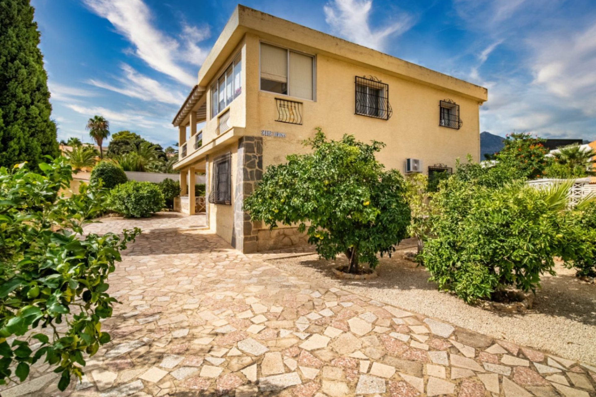 Resale - Villa -
Alfaz del Pi - Colonia Escandinavia