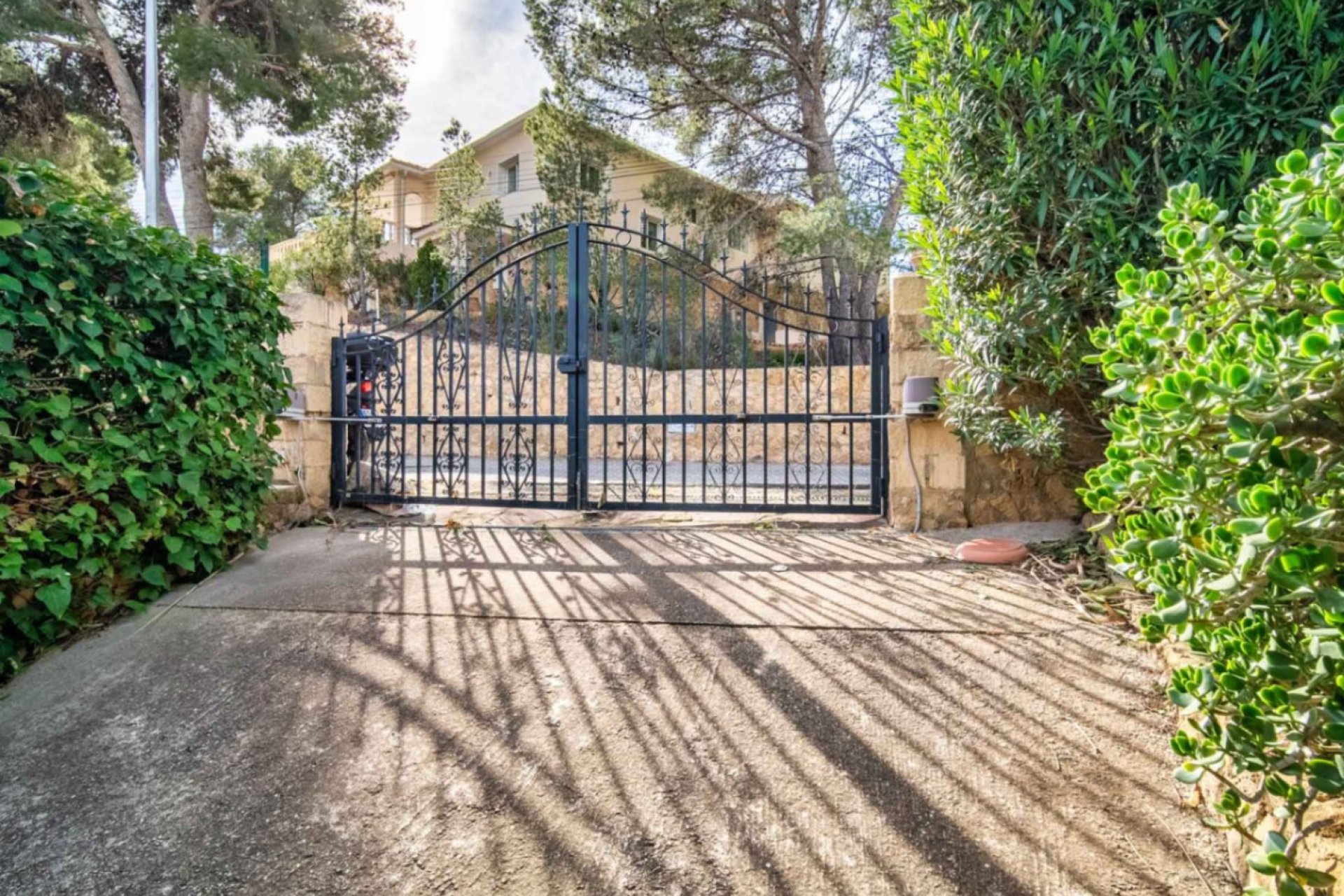 Resale - Villa -
Alfaz del Pi - Colonia Escandinavia