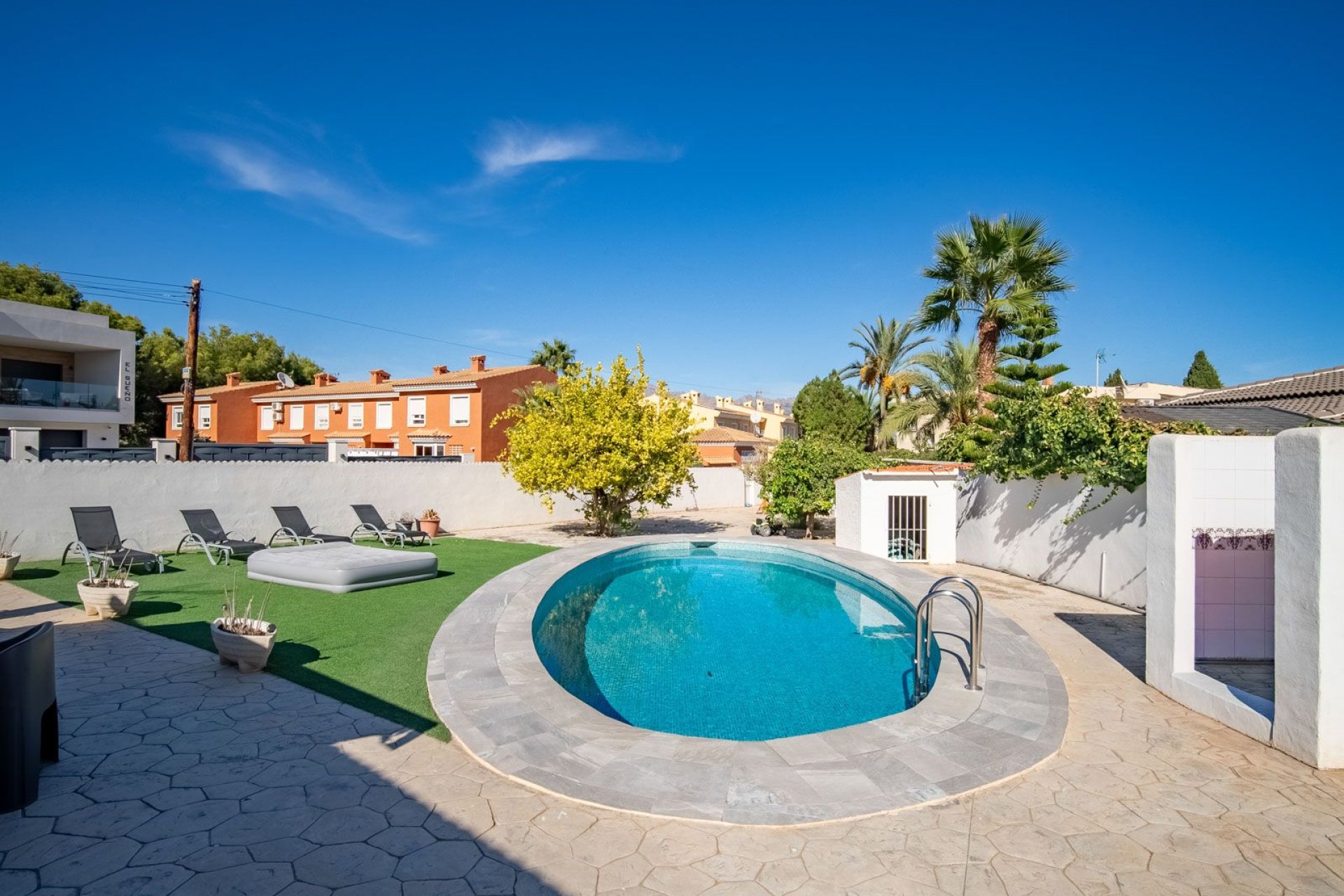 Resale - Villa -
Alfaz del Pi - Colonia Escandinavia