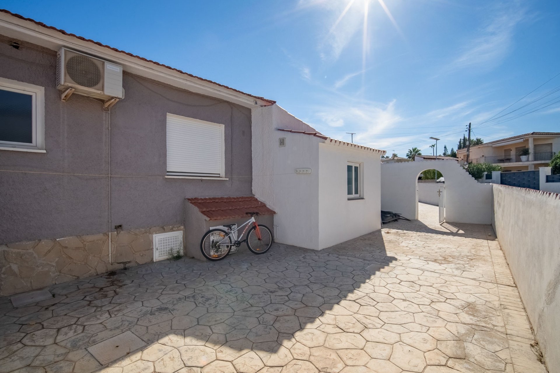 Resale - Villa -
Alfaz del Pi - Colonia Escandinavia