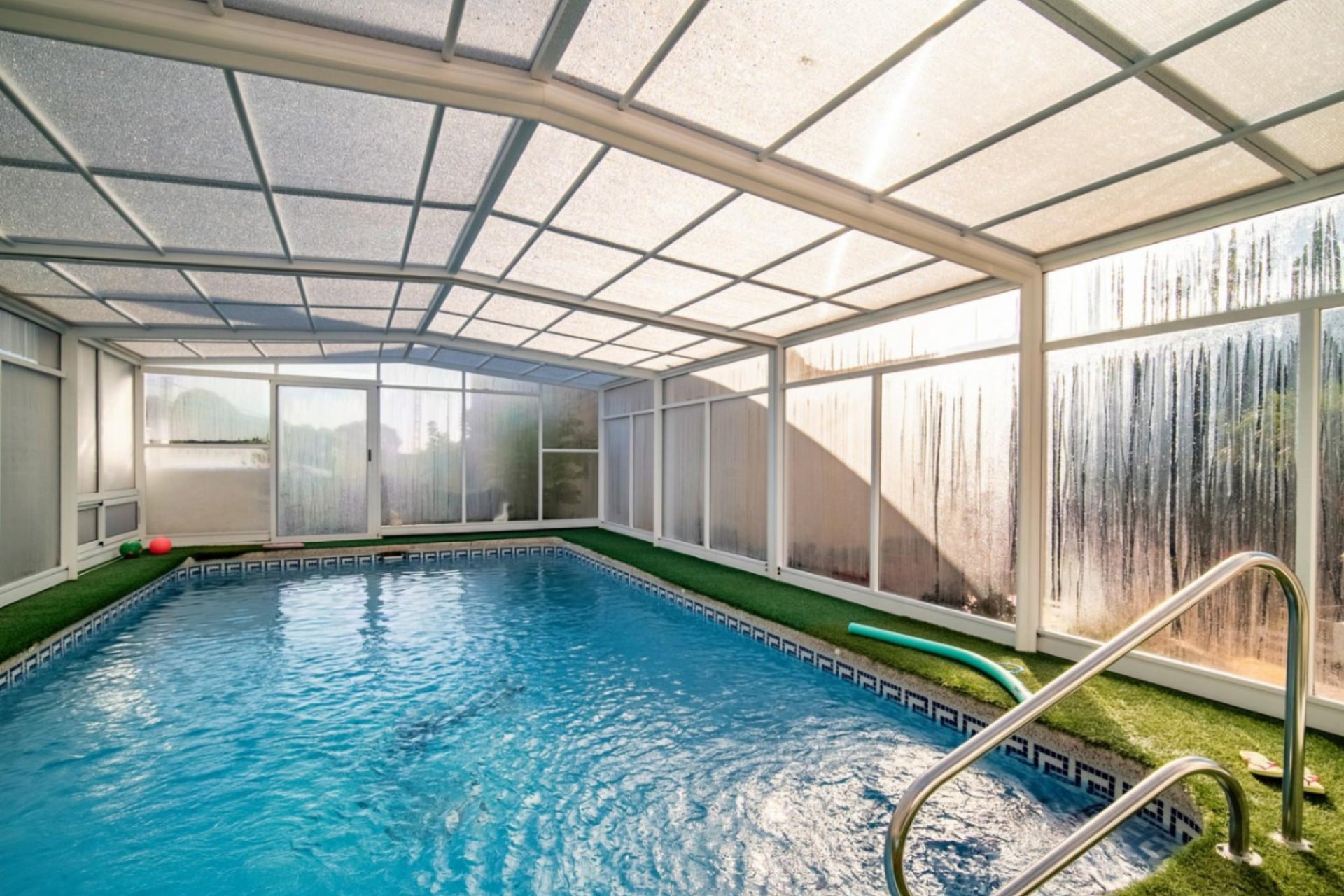 Resale - Villa -
Alfaz del Pi - El Romeral