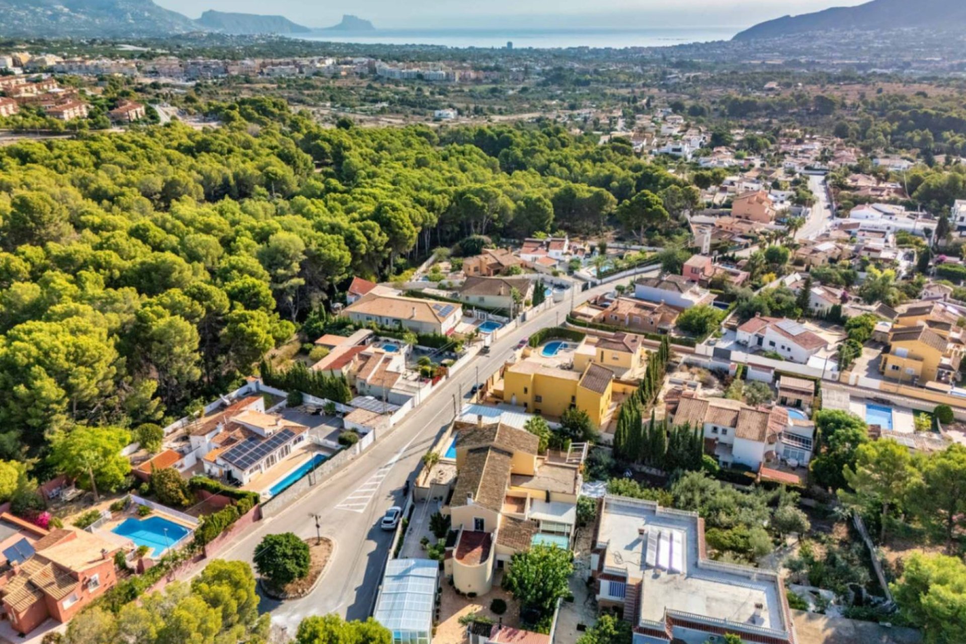 Resale - Villa -
Alfaz del Pi - El Romeral