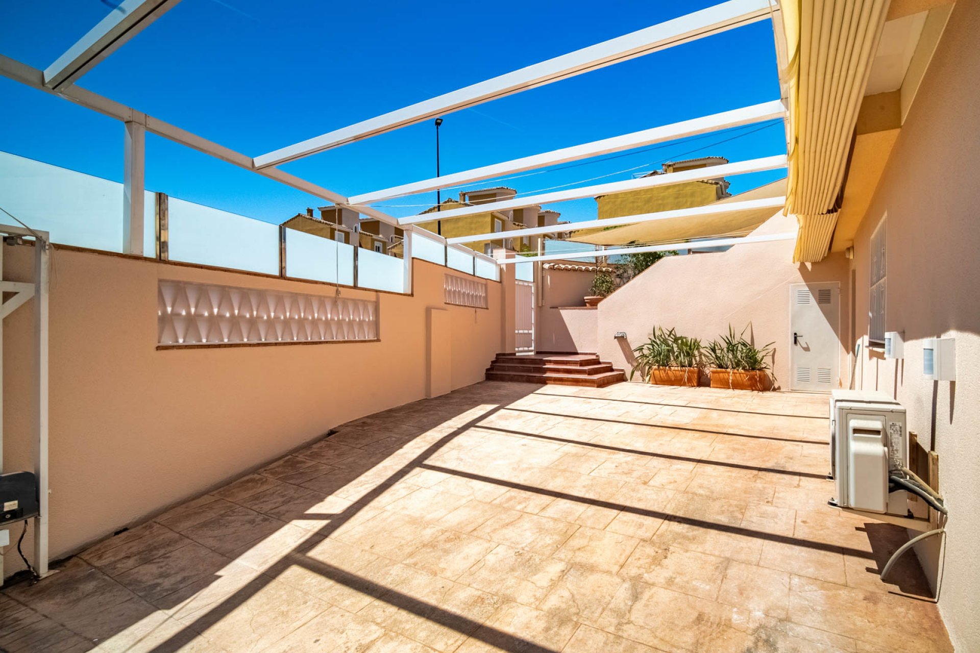 Resale - Villa -
Alfaz del Pi - San Rafael