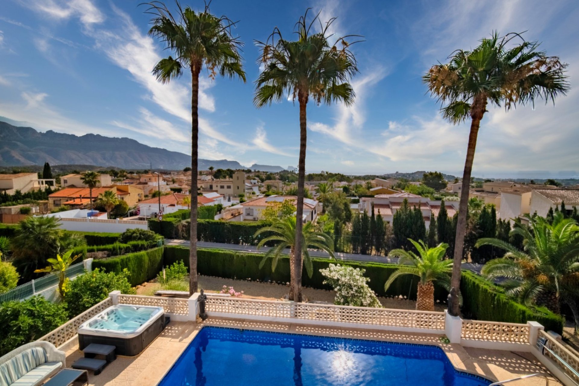 Resale - Villa -
Altea - Bello Horizonte