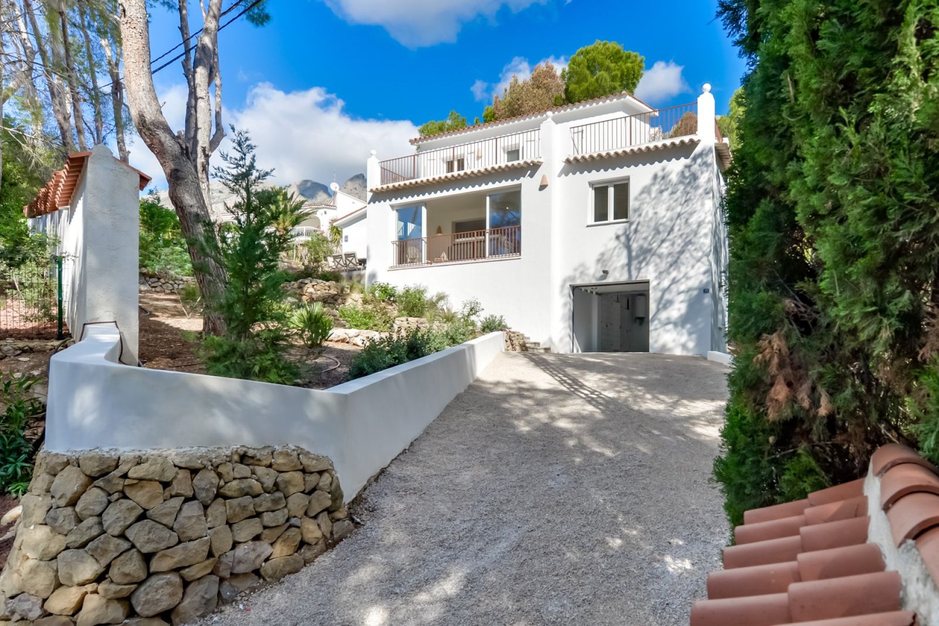 Resale - Villa -
Altea - Campo de Golf