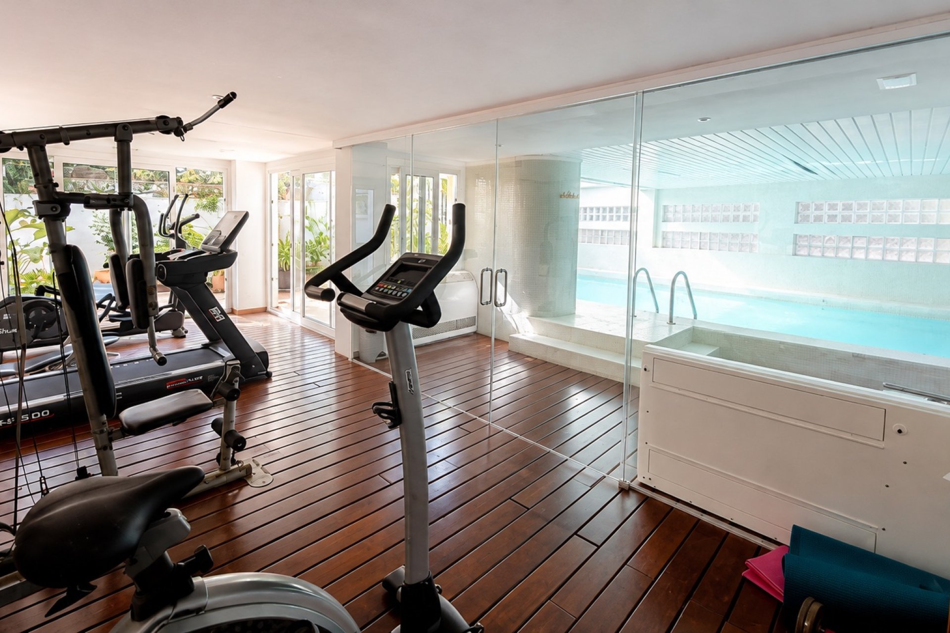 Resale - Villa -
Altea - Cap Negret