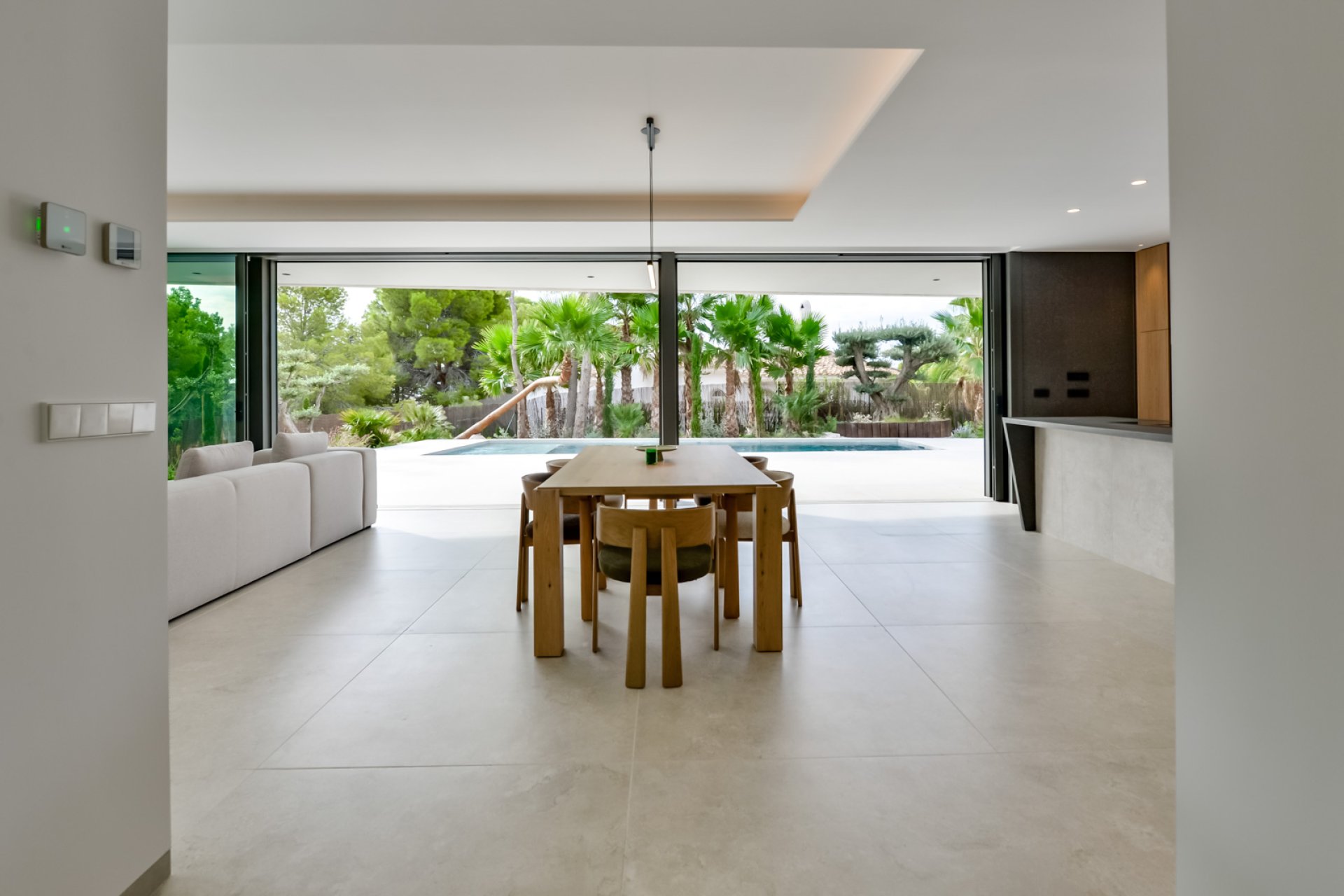Resale - Villa -
Altea - Urbanización La Galera