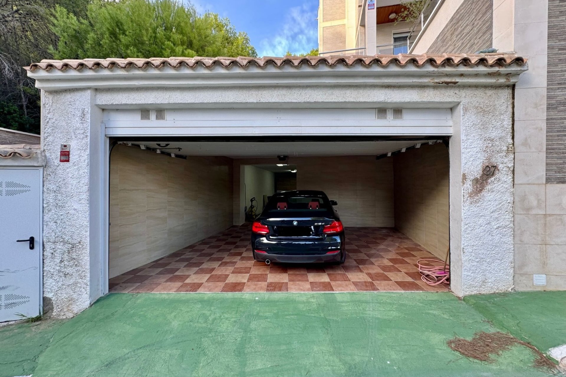 Resale - Villa -
Altea