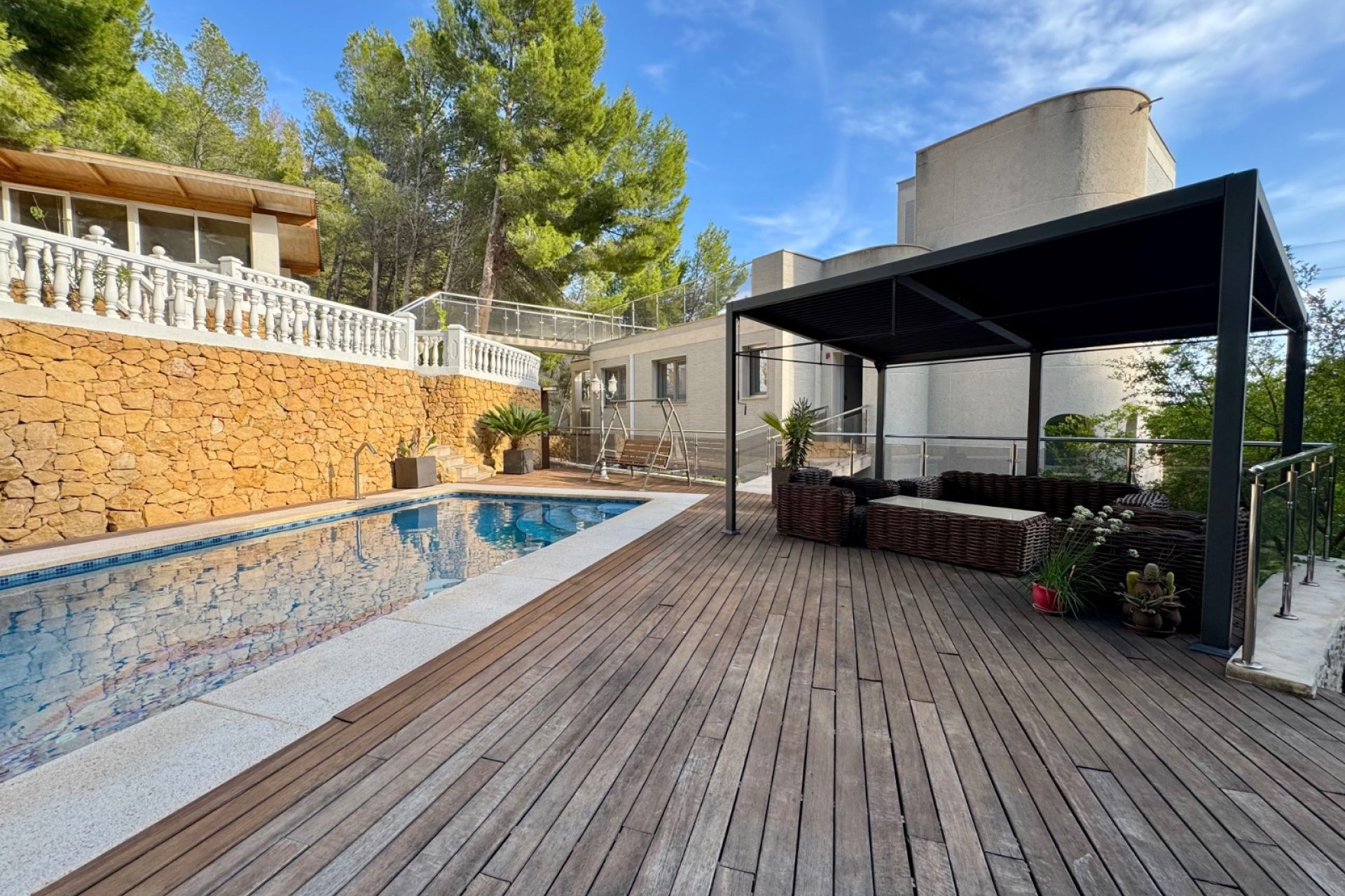 Resale - Villa -
Altea