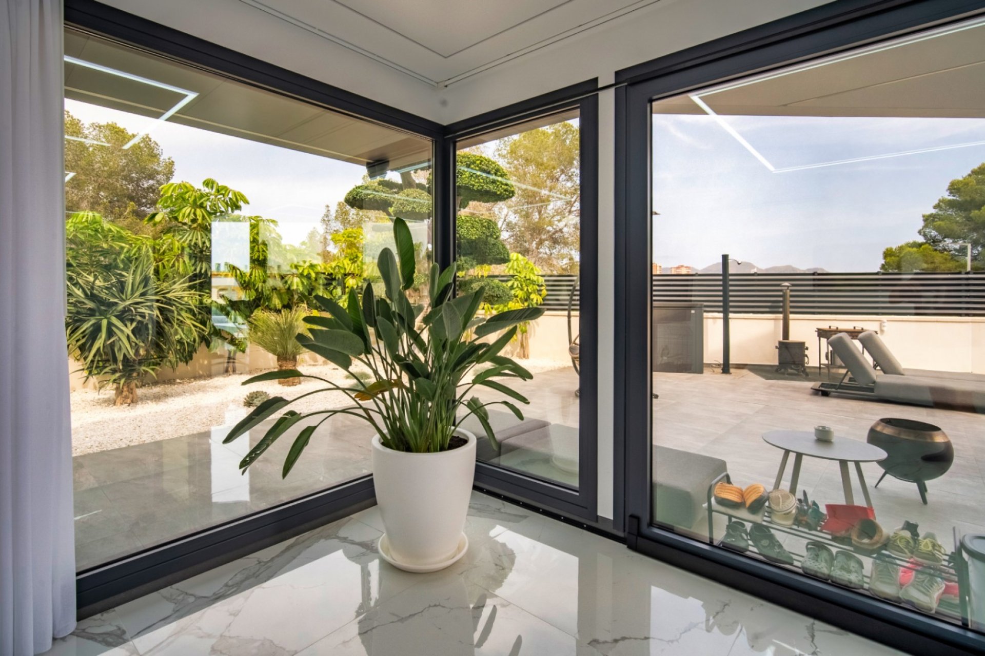 Resale - Villa -
Benidorm - Playa de Poniente