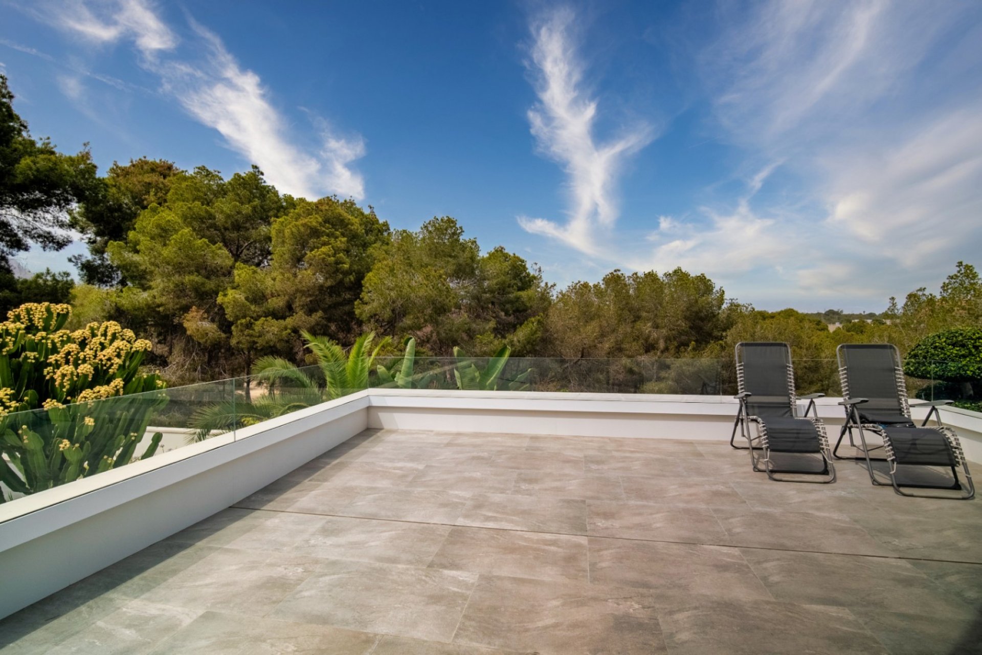 Resale - Villa -
Benidorm - Playa de Poniente