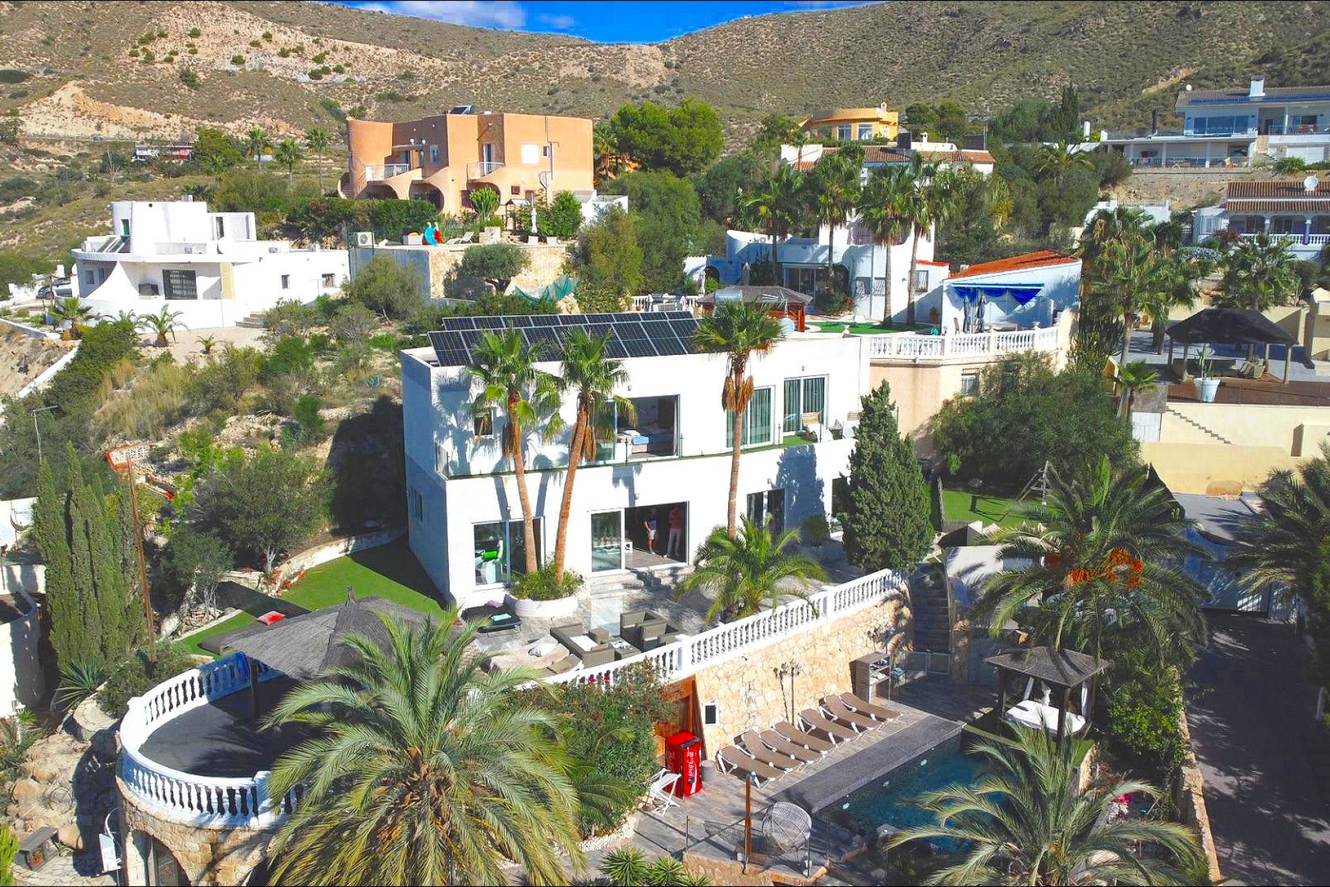 Resale - Villa -
El Campello - Coveta fuma