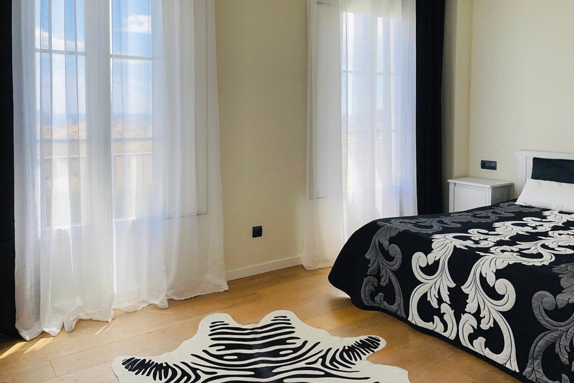 Resale - Villa -
Finestrat - Sierra cortina