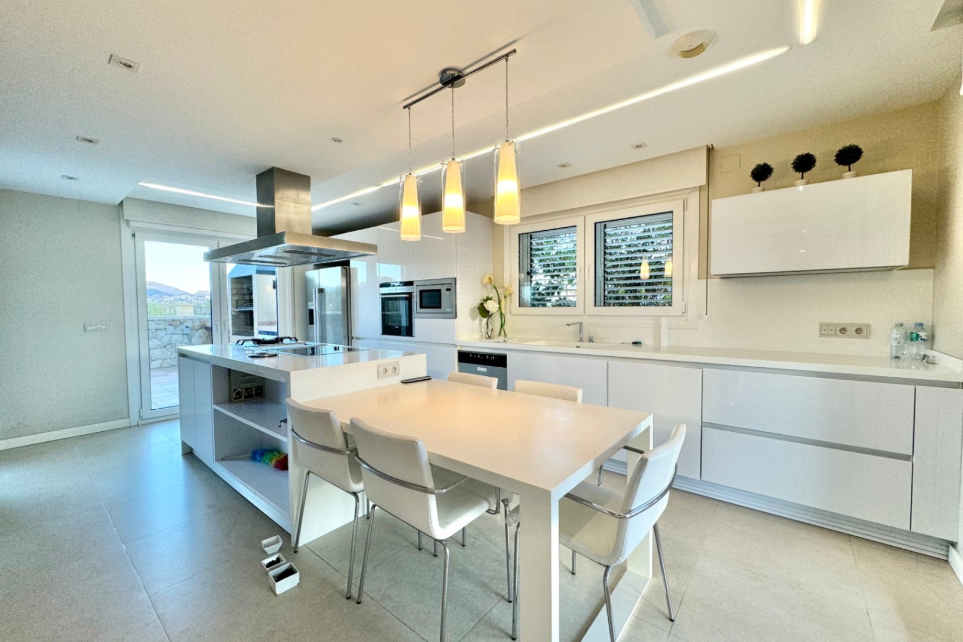 Resale - Villa -
L'Alfàs del Pi - Arabi