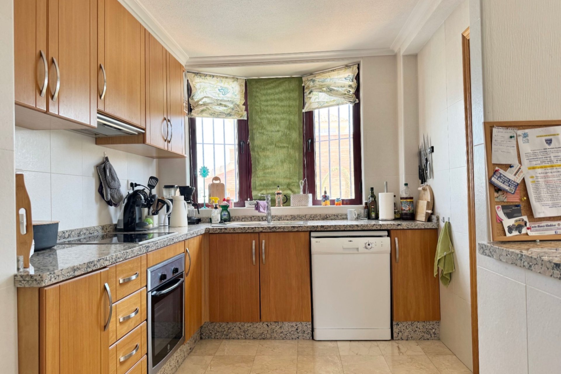 Resale - Villa -
La Nucía - La Alberca