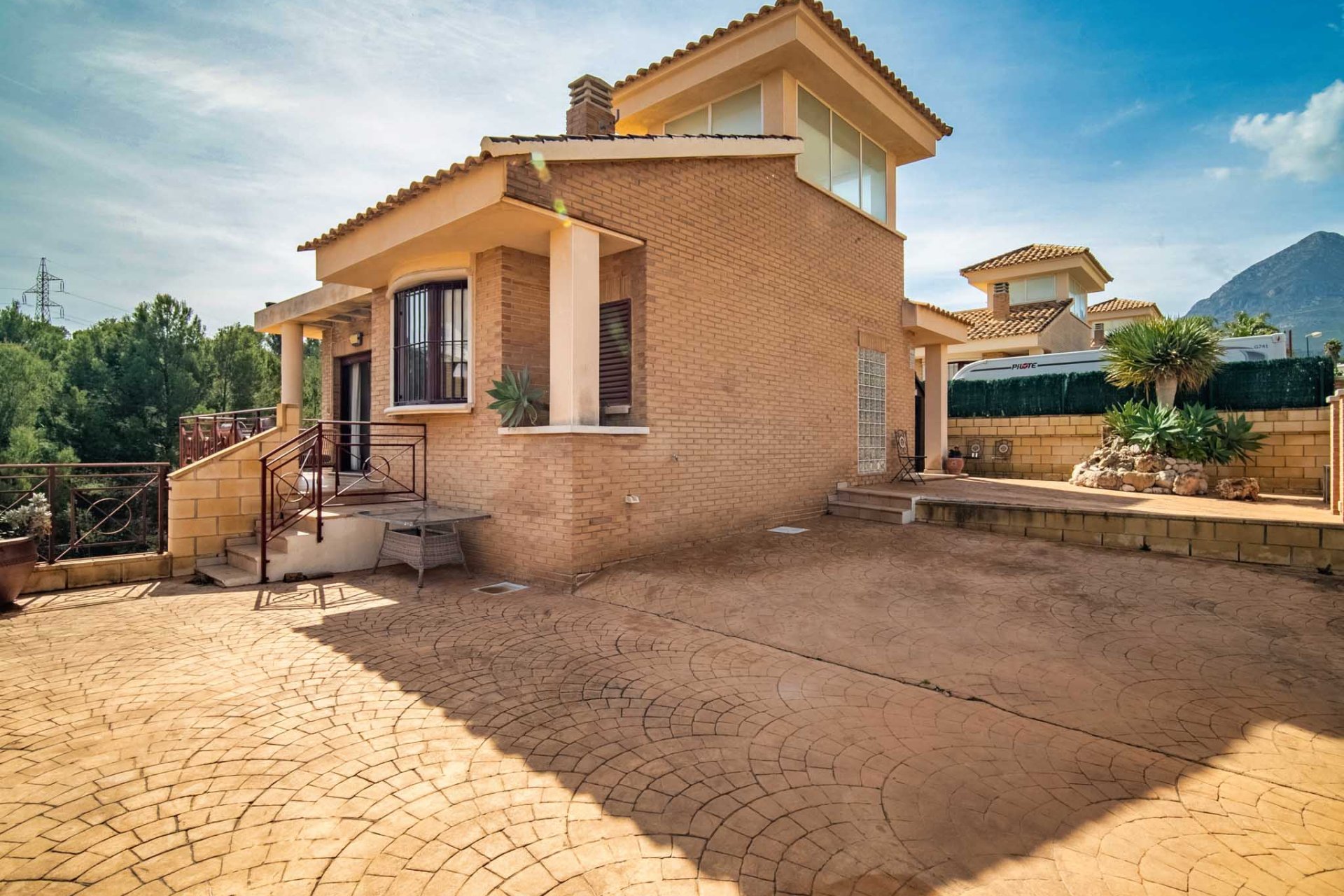 Resale - Villa -
La Nucía - La Alberca