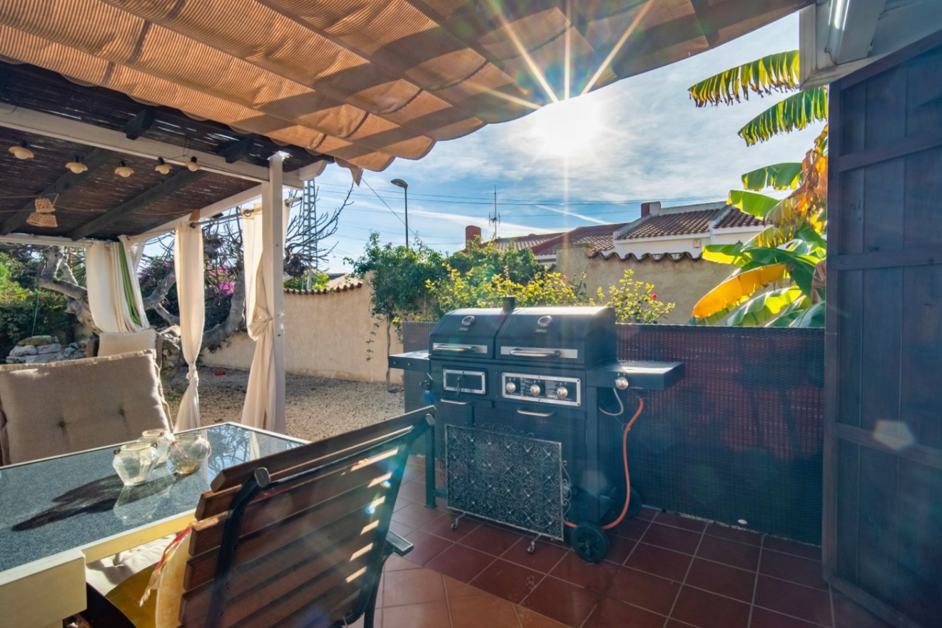 Resale - Villa -
La Nucía - Montebello - Nou Espai